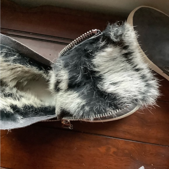 Dolce Vita Grey Suede Leather Boots 9.5 - Picture 6 of 9